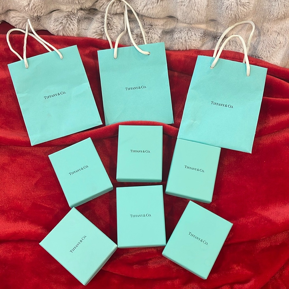 Tiffany Bags & Boxes